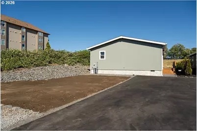1508 River Rd, Longview, WA 98632 - Photo 2
