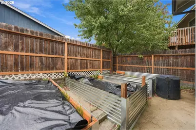 106 SE Lebleu Ln, Winston, OR 97496 - Photo 32