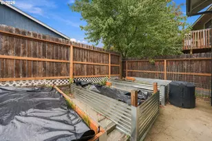 106 SE Lebleu Ln, Winston, OR 97496 - Photo 32