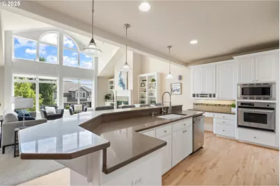 1925 Hall St, West Linn, OR 97068 - Photo 6