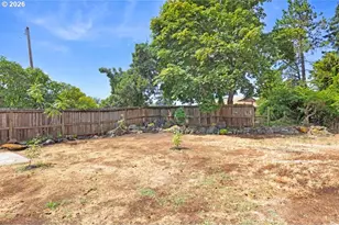 1402 SE Ct Ave, Roseburg, OR 97470 - Photo 26