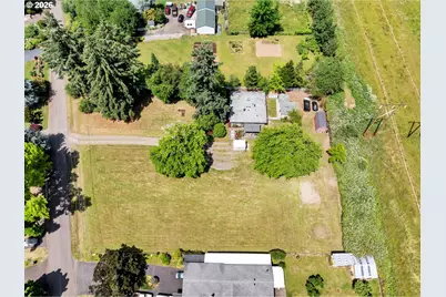 13925 SW River Ln, Portland, OR 97224 - Photo 2