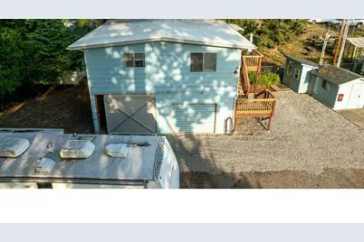 97799 Hanscam Ln, Brookings, OR 97415 - Photo 4