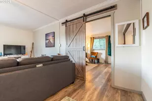 97799 Hanscam Ln, Brookings, OR 97415 - Photo 18