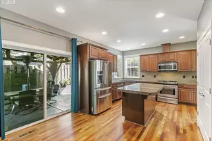 10534 SW 80th Ave, Portland, OR 97223 - Photo 6