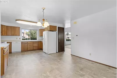 17920 NW Tillamook Dr, Portland, OR 97210 - Photo 18