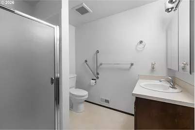 17920 NW Tillamook Dr, Portland, OR 97210 - Photo 36