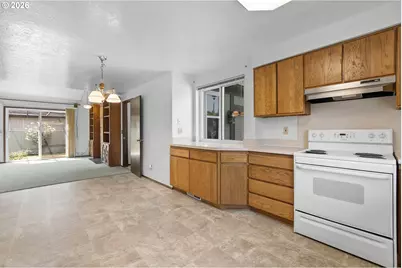 17920 NW Tillamook Dr, Portland, OR 97210 - Photo 14