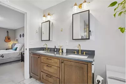 709 W 24th St, Vancouver, WA 98660 - Photo 30