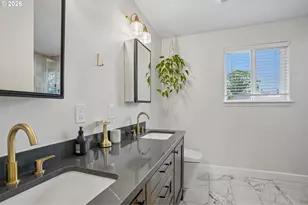 709 W 24th St, Vancouver, WA 98660 - Photo 28