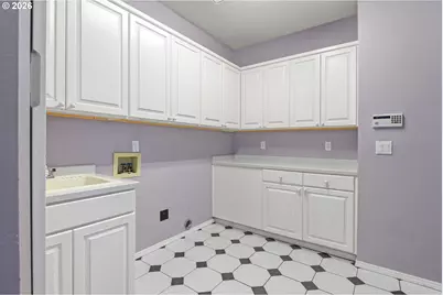 26 Grouse Ter, Lake Oswego, OR 97035 - Photo 28