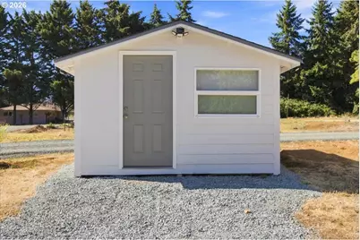 221 Briggs Dr, Myrtle Creek, OR 97457 - Photo 24