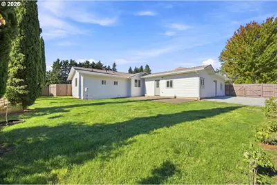 221 Briggs Dr, Myrtle Creek, OR 97457 - Photo 20
