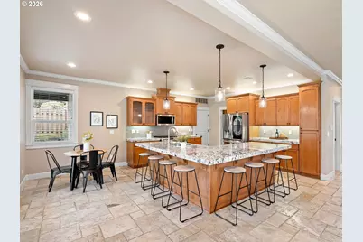 4556 SW Taylors Ferry Rd, Portland, OR 97219 - Photo 12