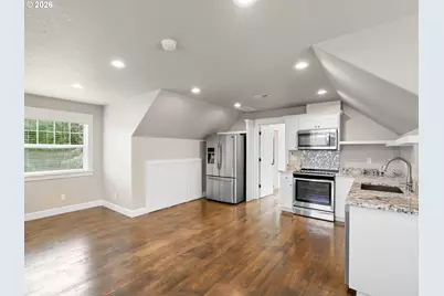 4556 SW Taylors Ferry Rd, Portland, OR 97219 - Photo 42