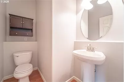 8014 NE 35th Ave, Vancouver, WA 98665 - Photo 12