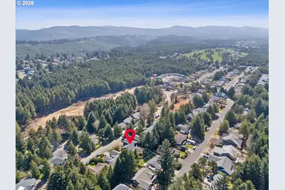 830 SW Dolores Dr, Waldport, OR 97394 - Photo 38