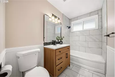 2126 SE 162nd Ave, Portland, OR 97233 - Photo 18