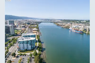 1310 NW Naito Pkwy #1001, Portland, OR 97209 - Photo 2