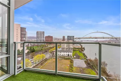 1310 NW Naito Pkwy #1001, Portland, OR 97209 - Photo 30