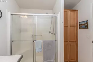 104 Angelcrest Ct, Roseburg, OR 97471 - Photo 12