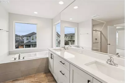 8238 SE Orion Ln, Hillsboro, OR 97123 - Photo 14
