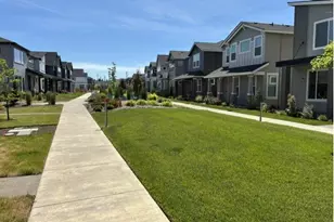 8238 SE Orion Ln, Hillsboro, OR 97123 - Photo 2