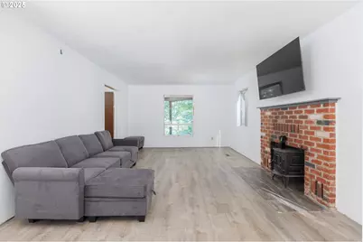 24358 Queen Anne Dr, Philomath, OR 97370 - Photo 8