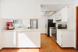 24358 Queen Anne Dr, Philomath, OR 97370 - Photo 12