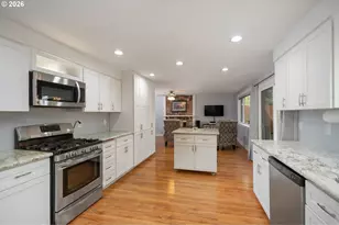 12805 SW Trigger Dr, Beaverton, OR 97008 - Photo 18