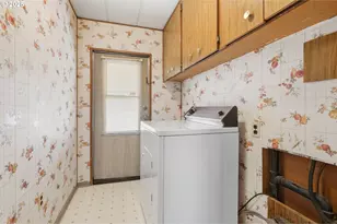 2902 E 2nd St, Newberg, OR 97132 - Photo 22