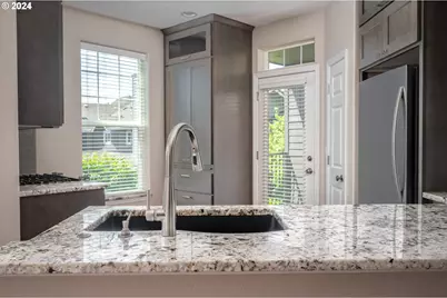 2395 Snowberry Ridge Ct, West Linn, OR 97068 - Photo 10