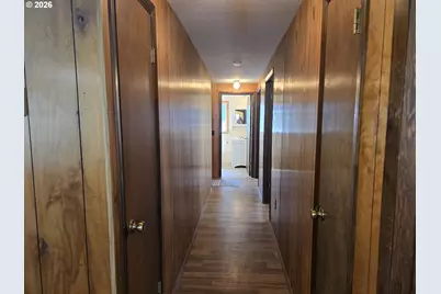 58 S High Rd, Wamic, OR 97063 - Photo 10