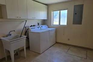58 S High Rd, Wamic, OR 97063 - Photo 12