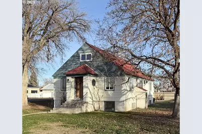 612 SW 3rd St, Ontario, OR 97914 - Photo 2