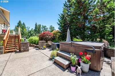 2408 N Greeley Dr, Kelso, WA 98626 - Photo 24
