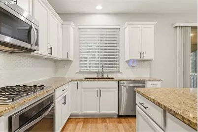14231 SW Walnut Creek Ct, Portland, OR 97223 - Photo 16