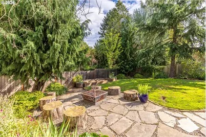7645 SW Cedarcrest St, Portland, OR 97223 - Photo 30