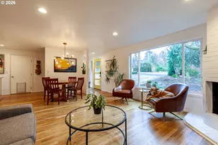 7645 SW Cedarcrest St, Portland, OR 97223 - Photo 4