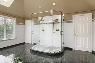 17766 Marylcreek Dr, Lake Oswego, OR 97034 - Photo 22