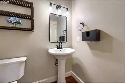 17766 Marylcreek Dr, Lake Oswego, OR 97034 - Photo 16