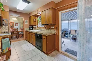 909 NE 177th Ave, Gresham, OR 97230 - Photo 14