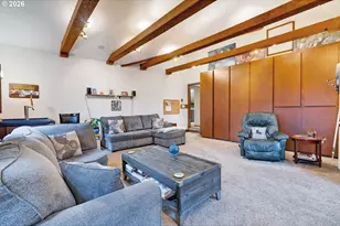 909 NE 177th Ave, Gresham, OR 97230 - Photo 18