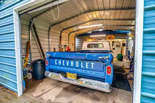 909 NE 177th Ave, Gresham, OR 97230 - Photo 34