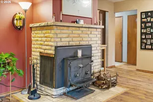 909 NE 177th Ave, Gresham, OR 97230 - Photo 10