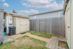 4374 Hazelgreen Rd, Salem, OR 97305 - Photo 8