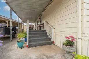 4374 Hazelgreen Rd, Salem, OR 97305 - Photo 4