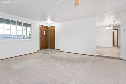 760 Gaileen Way, Harrisburg, OR 97446 - Photo 6