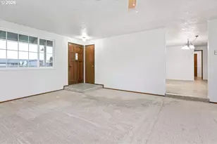 760 Gaileen Way, Harrisburg, OR 97446 - Photo 6