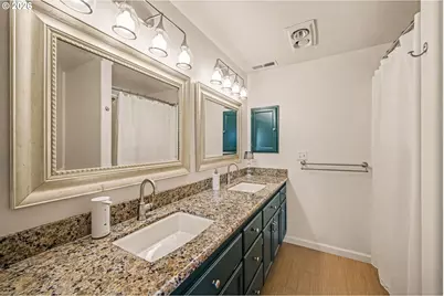 579 Sweetwater Ln, Eugene, OR 97404 - Photo 32